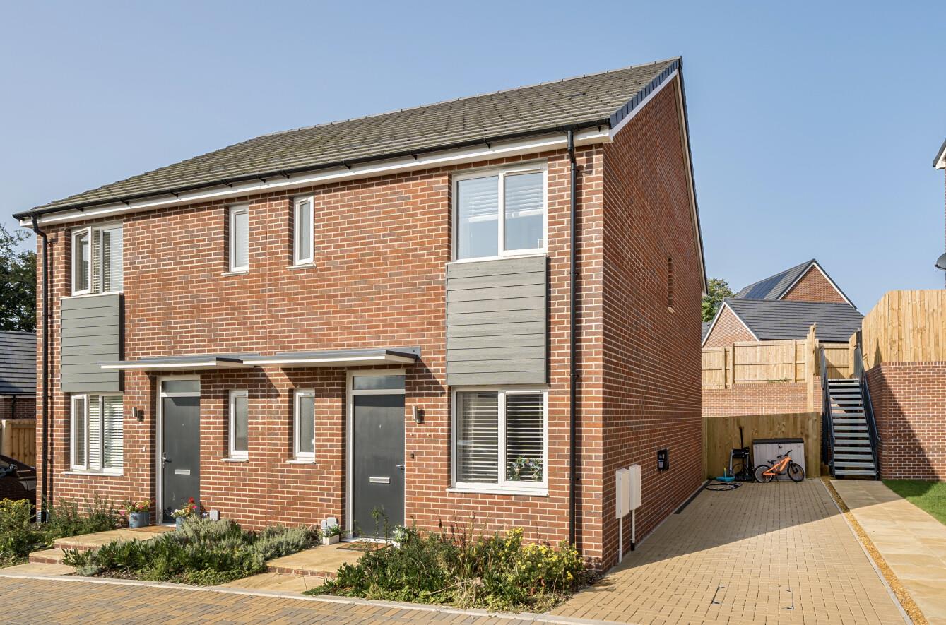 Ffordd Picton Tuberville, Sketty, Swansea, SA2 7RG